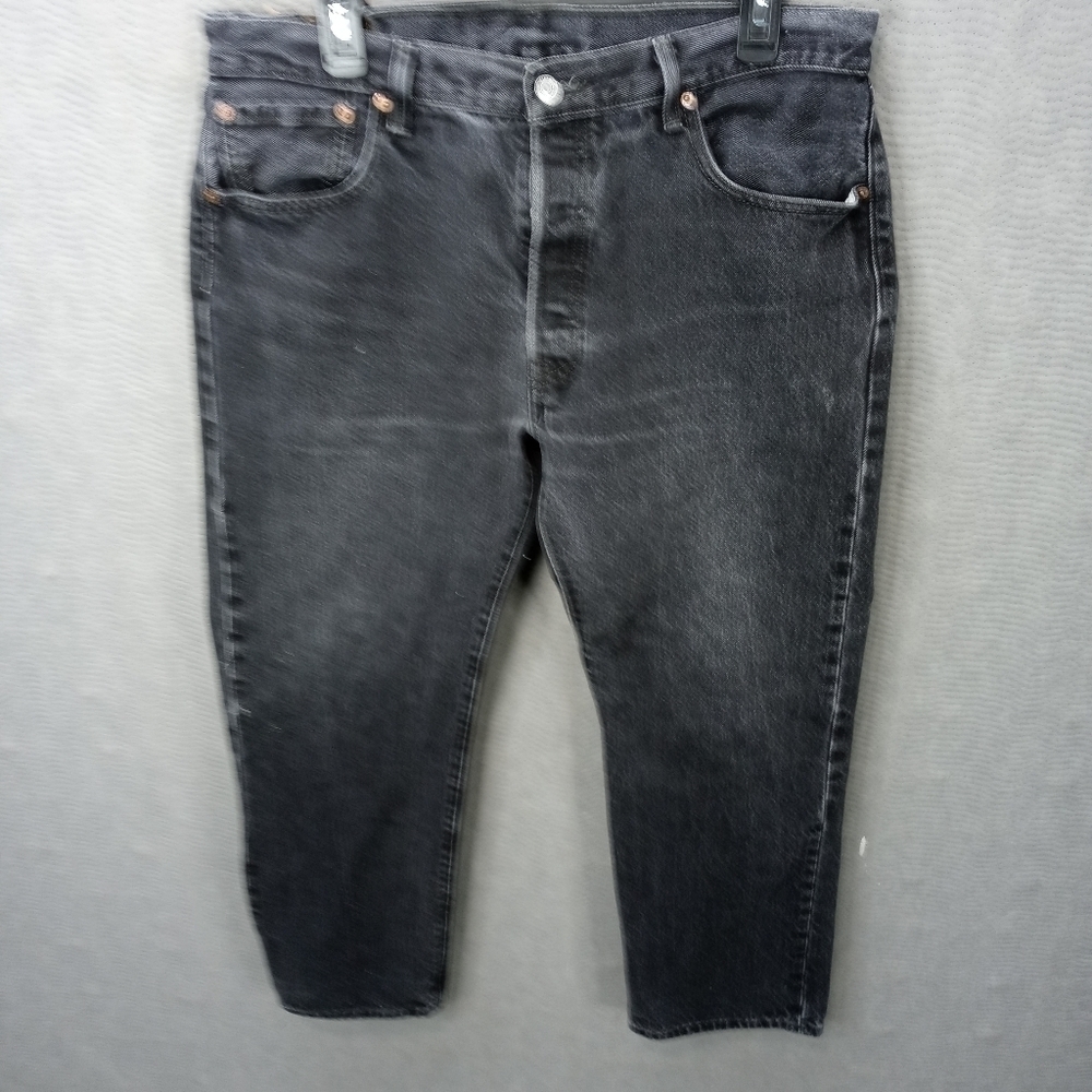 Levi's 501xx men's button fly black jeans sz 36x30. 300 5pm
